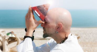 Orgonite durante una pratica di intenzione e meditazione