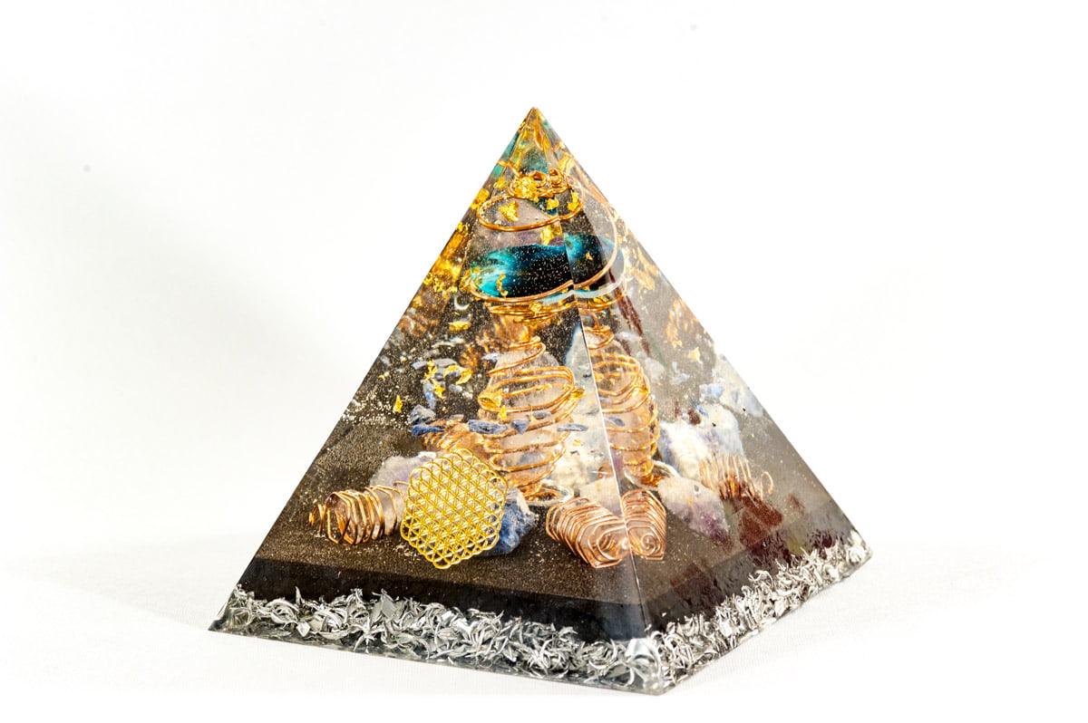 piramide_orgonite_tocco_di_dio piramide orgonica occhio di dio